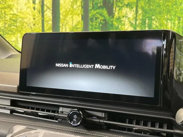 Nissan Serenade 2026 photo 4