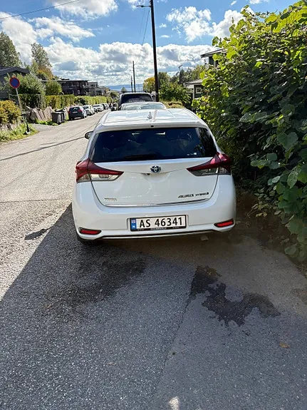 Toyota Auris 2015 photo 4