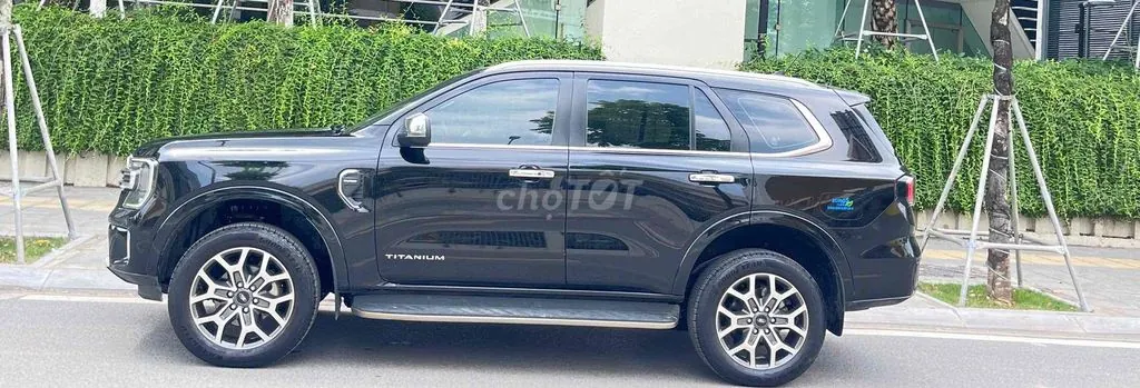 Ford Everest 2022 photo 5