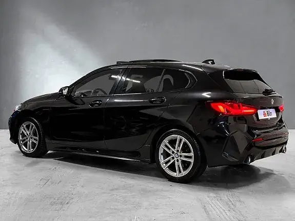 BMW 118D 2021 photo 3