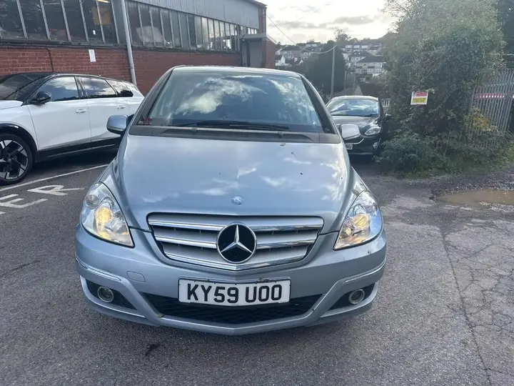 Mercedes-Benz B-Class 2009 photo 4