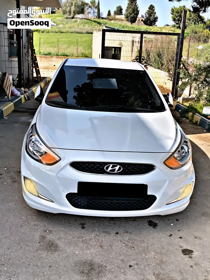 Hyundai Accent 2018 photo 5