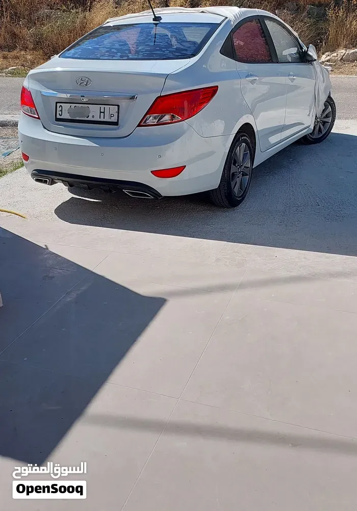 Hyundai Accent 2018 photo 2