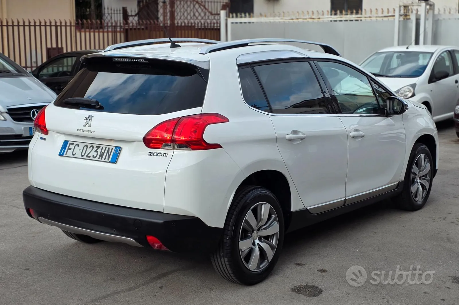 Peugeot 2008 2016 photo 5