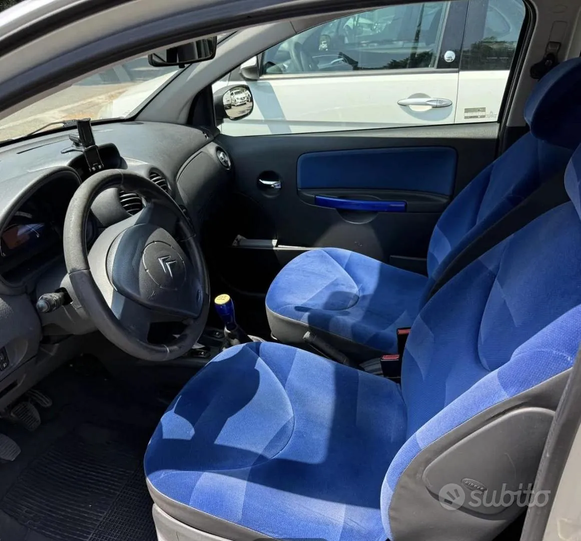 Citroen C2 2004 photo 2
