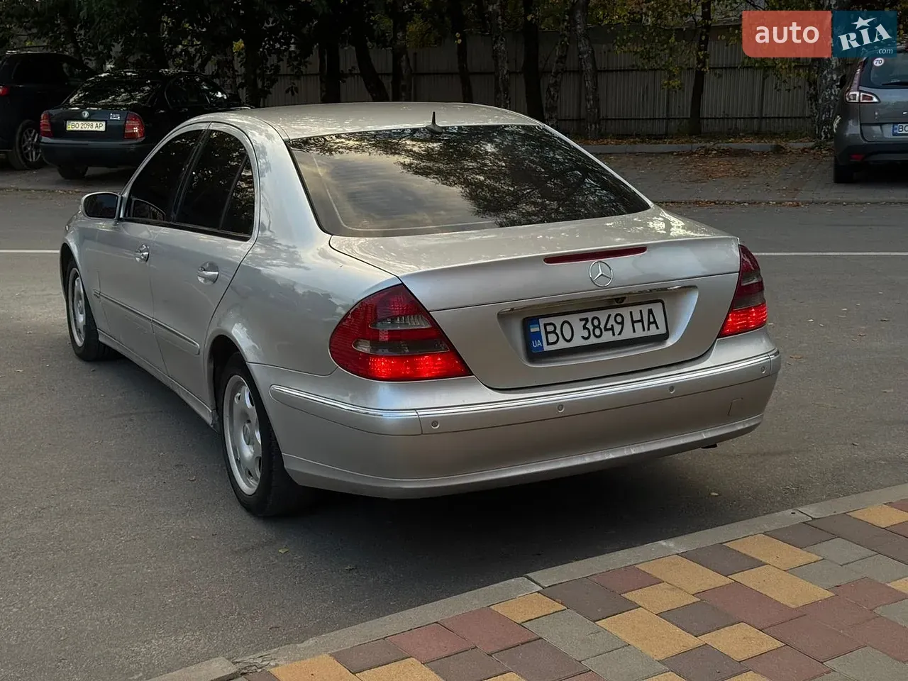 Mercedes-Benz E-Class 2005 photo 5