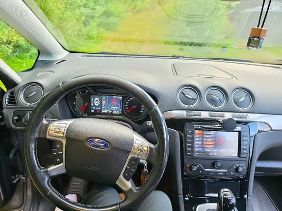 Ford S-Max 2013 photo 5