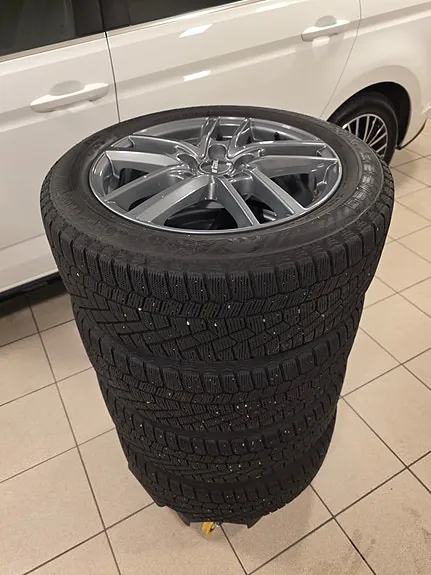 Volkswagen Touran 2021 photo 5