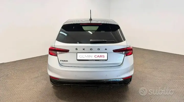 Skoda Fabia 2023 photo 5
