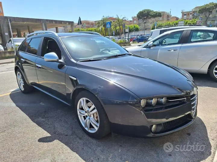Alfa Romeo 159 2011 photo 3