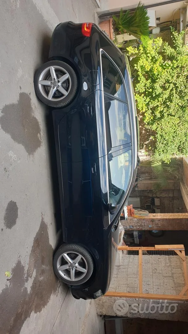 Audi A4 2012 photo 5