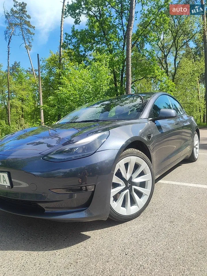 Tesla Model 3 2022 photo 4