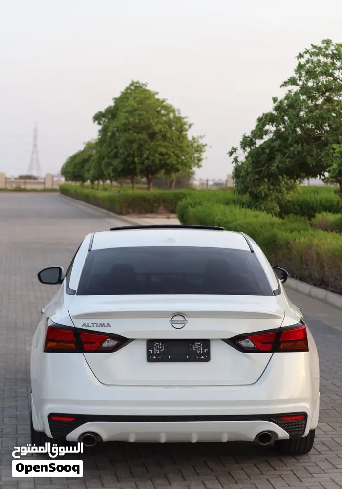 Nissan Altima 2025 photo 2