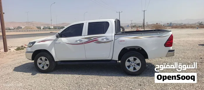Toyota Hilux 2025 photo 3