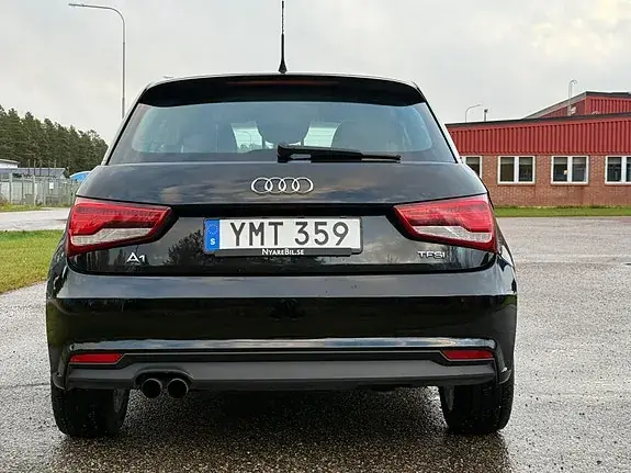 Audi A1 2018 photo 2