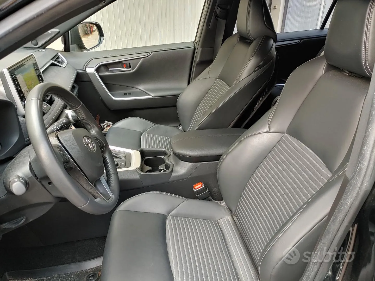 Toyota Rav4 2021 photo 4