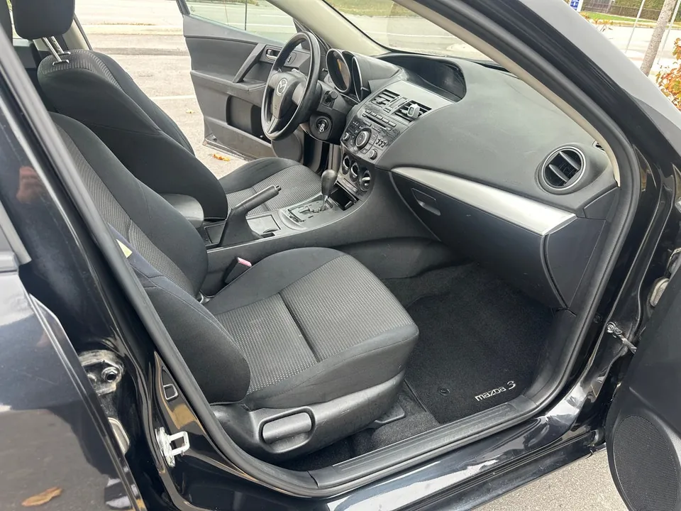 Mazda 3 2013 photo 5