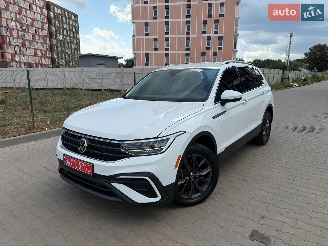 Volkswagen Tiguan 2022 photo 3