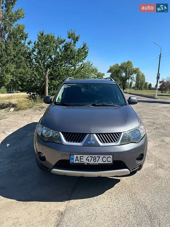 Mitsubishi Outlander 2008 photo 3