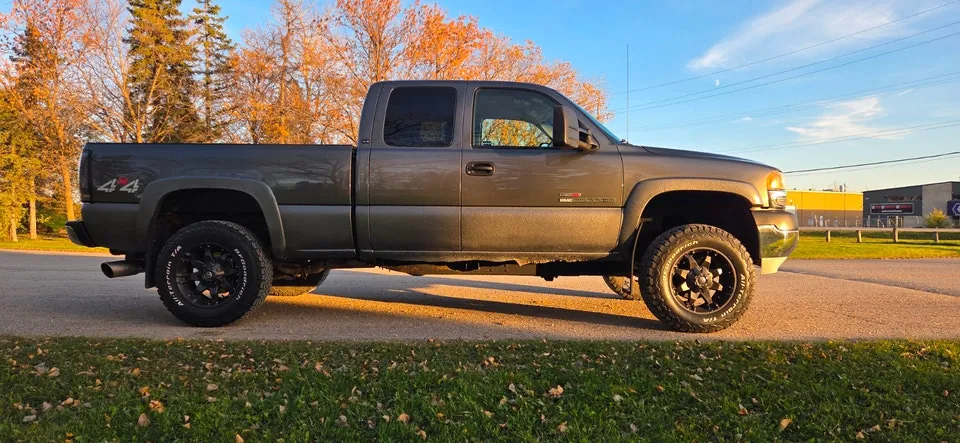 GMC Sierra 2500Hd 2002 photo 3