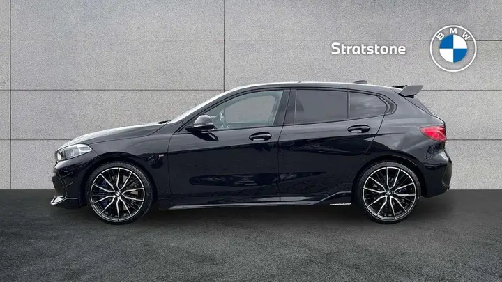 BMW 1 Series 2024 photo 5