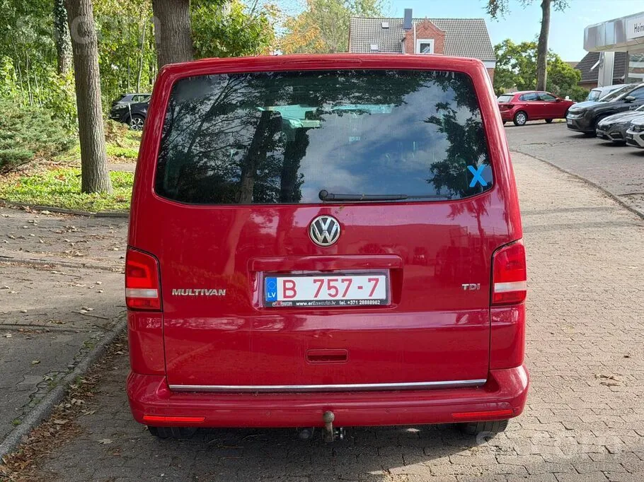 Volkswagen T5 Multivan 2012 photo 4