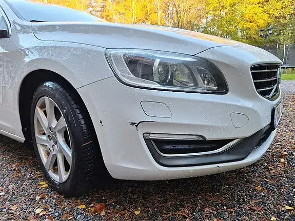 Volvo V60 2014 photo 4