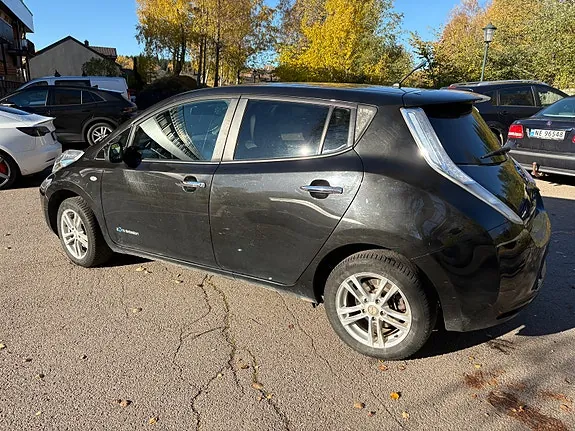 Nissan Leaf 2014 photo 4