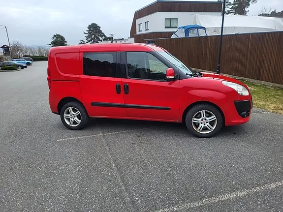 Fiat Doblo 2011 photo 3