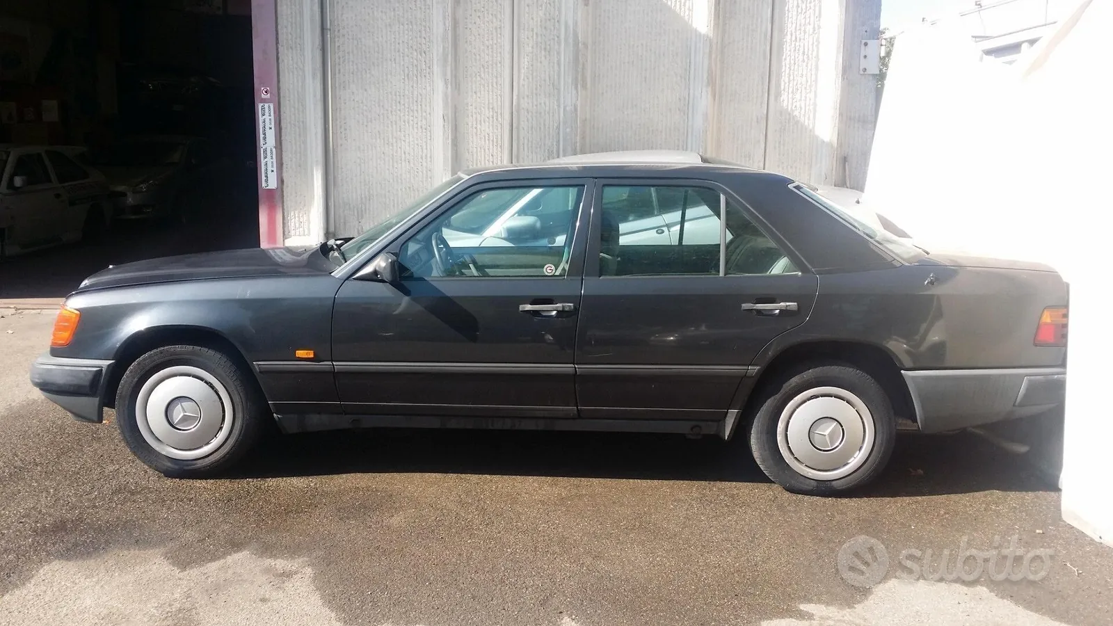Mercedes-Benz 190