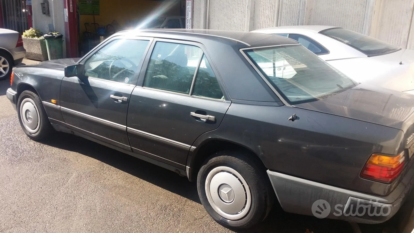 Mercedes-Benz 190 1988 photo 3