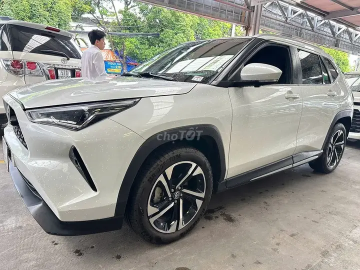 Toyota Yaris Cross 2024 photo 3