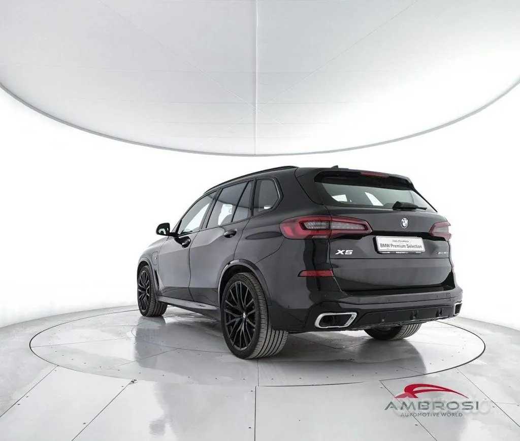 BMW X5 2021 photo 4