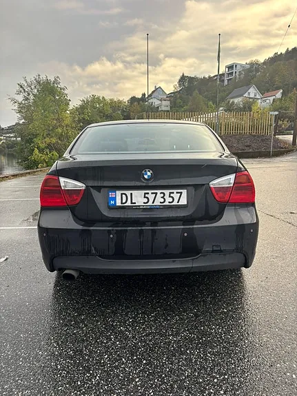 BMW 318I 2007 photo 5