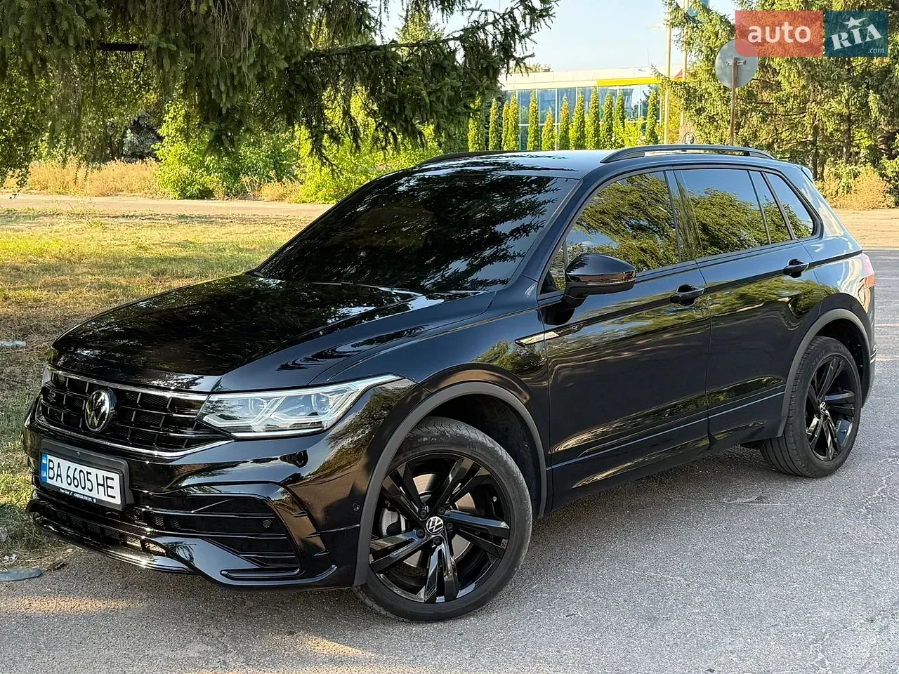 Volkswagen Tiguan 2022 photo 3