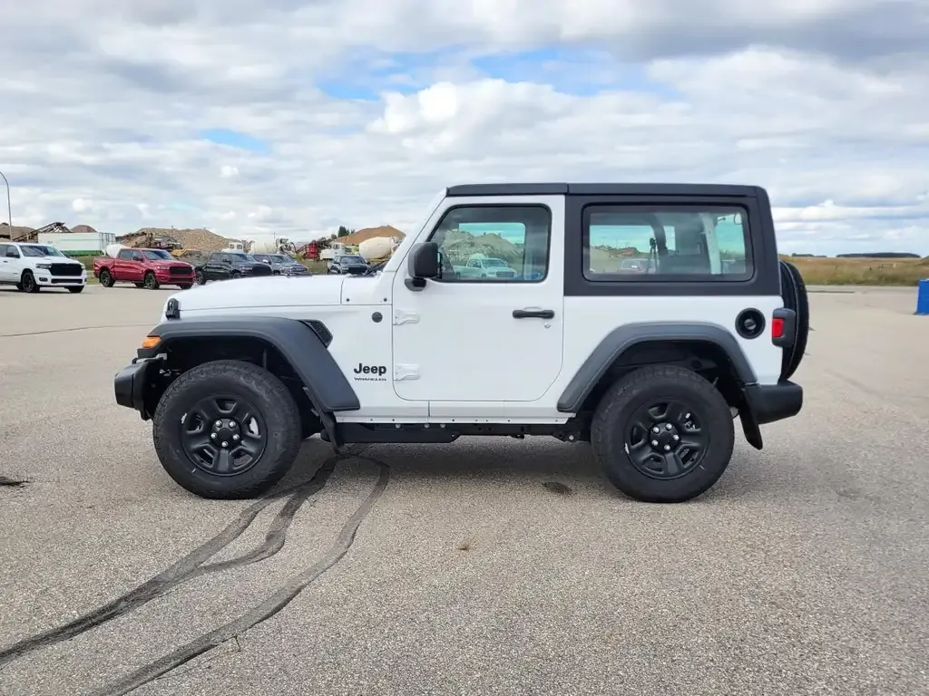 Jeep Wrangler 2026 photo 3