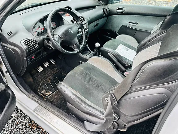 Peugeot 206 2002 photo 4