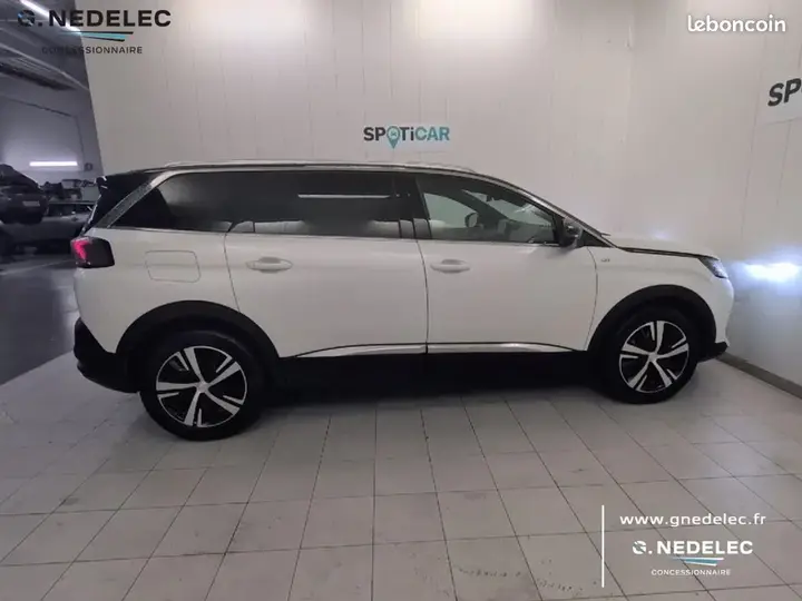 Peugeot 5008 2021 photo 4