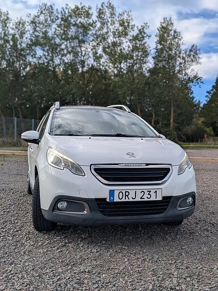 Peugeot 2008 2014 photo 2