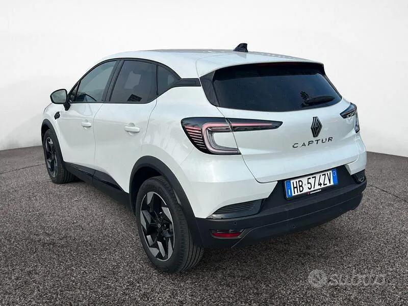 Renault Captur 2025 photo 3