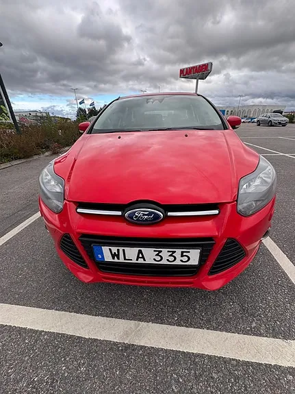 Ford Focus 2014 photo 3