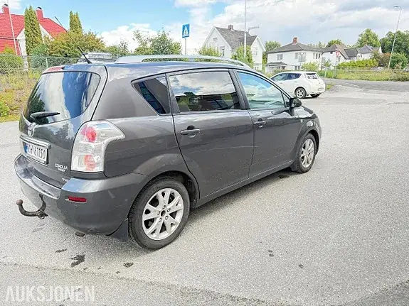 Toyota Corolla Verso 2009 photo 3