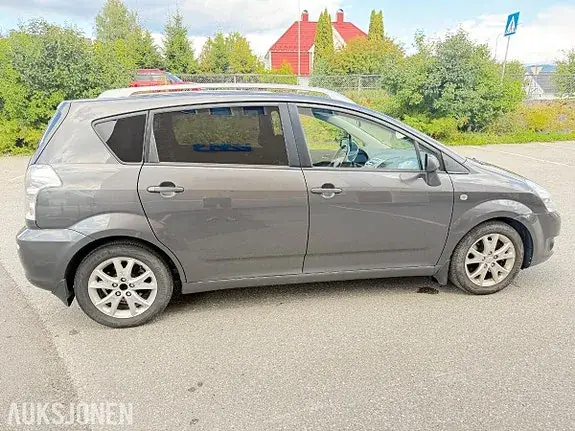 Toyota Corolla Verso 2009 photo 2