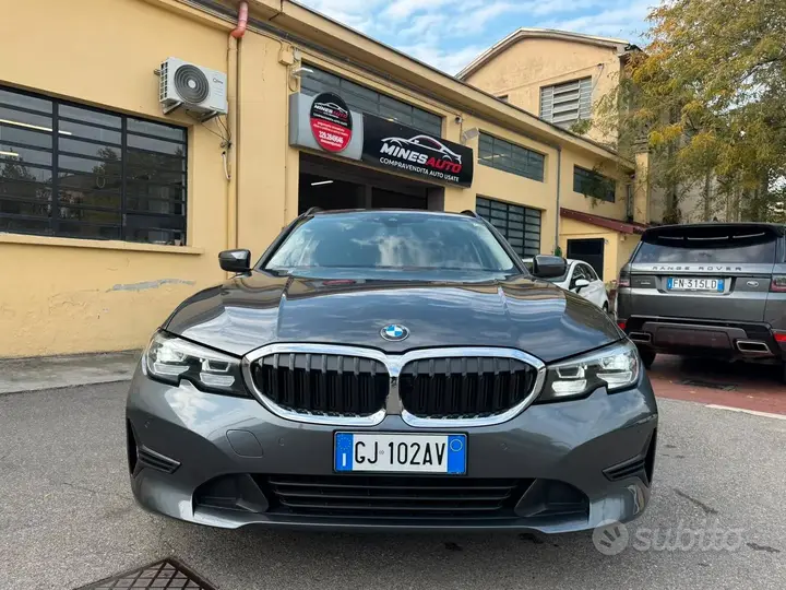 BMW 316 2022 photo 2