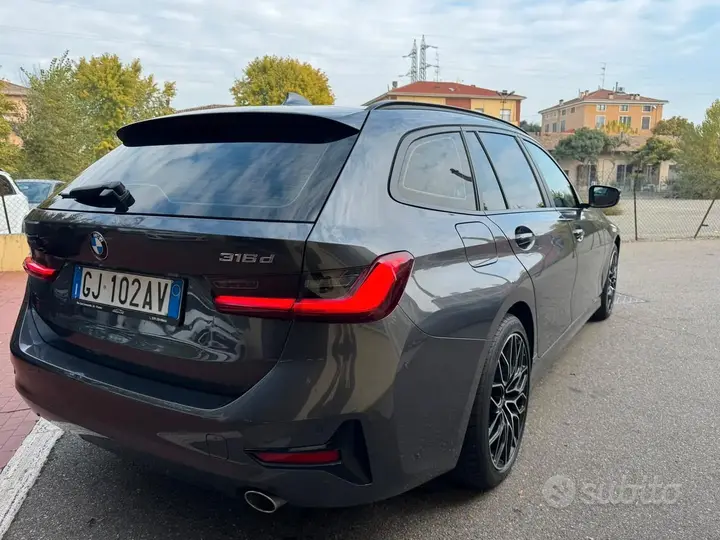 BMW 316 2022 photo 4