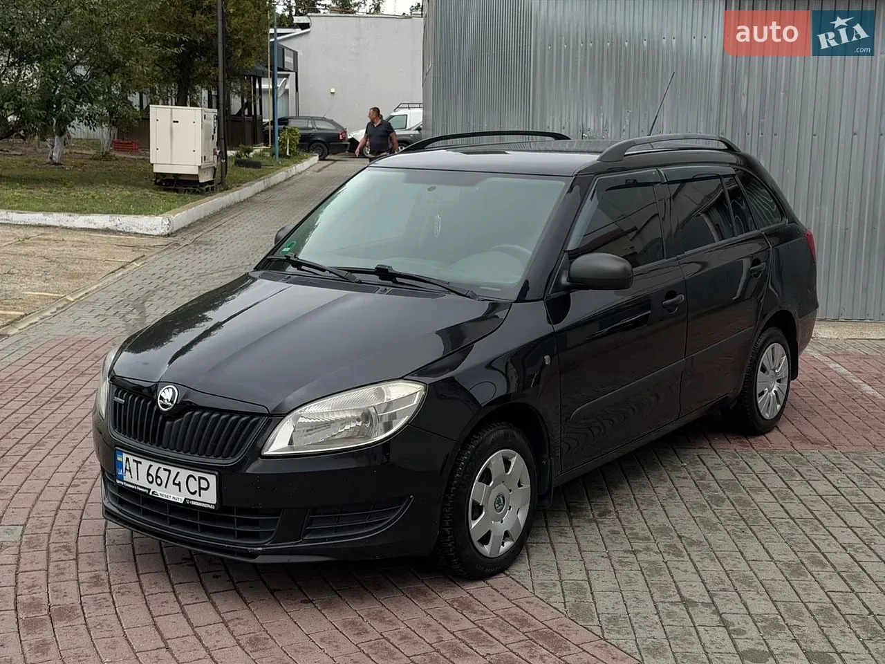 Skoda Fabia 2011 photo 4