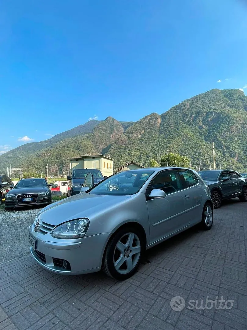 Volkswagen Golf 2006 photo 2