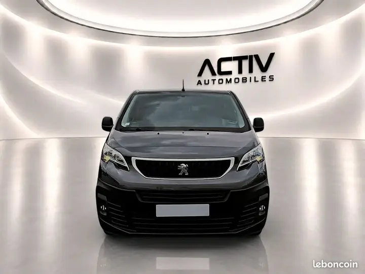 Peugeot Traveller 2020 photo 2