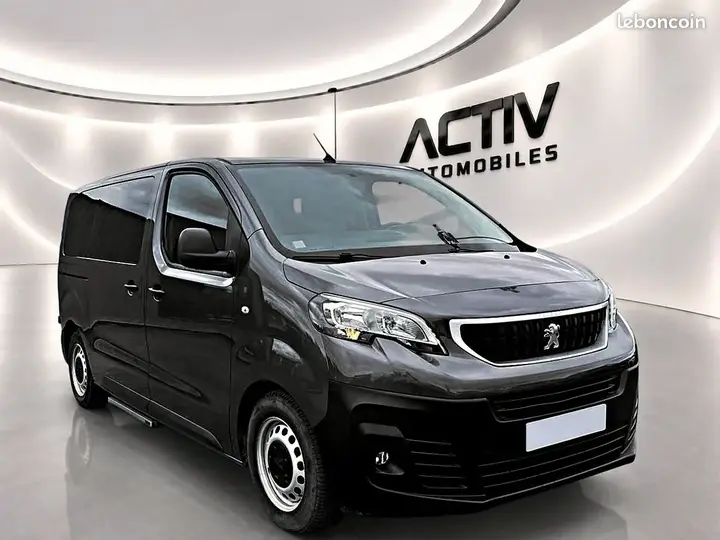 Peugeot Traveller 2020 photo 3