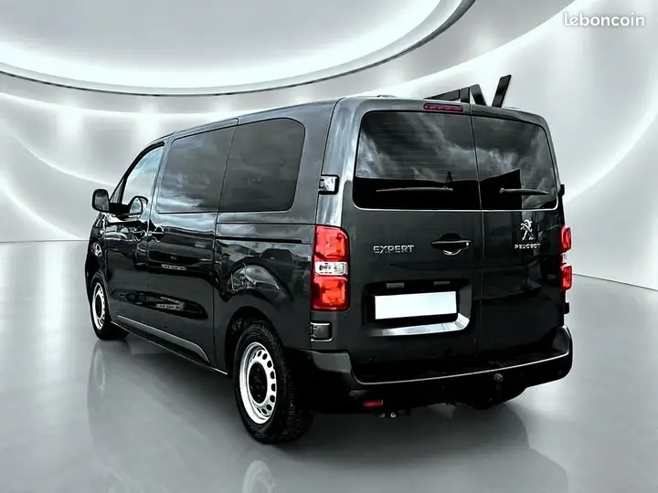 Peugeot Traveller 2020 photo 5